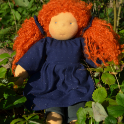 LYKKE mit roten Haaren